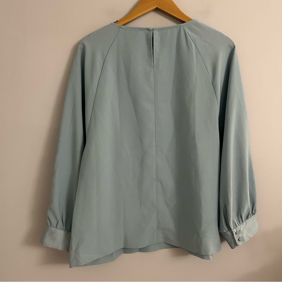 J.Crew Light Blue Keyhole V-Neck Top Satin-Backed Crepe - Picture 8 of 9